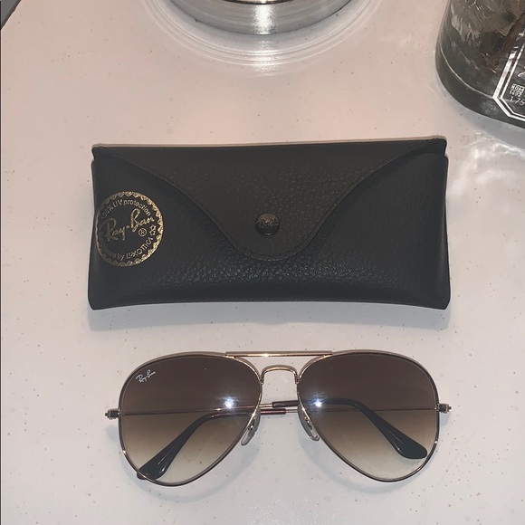 Ray-Ban Accessories - Ray-Ban Aviator Classic Sunglasses